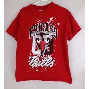 NBA Red Chicago Bulls T-Shirt Size Large 100% Cotton
